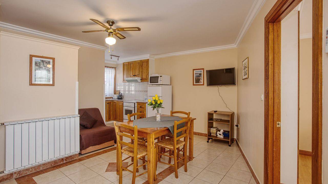 Ganze Ferienwohnung, Ferienwohnung für 4 Personen (41 m²) in Sibenik-Brodarica in Brodarica, Šibenik-Knin