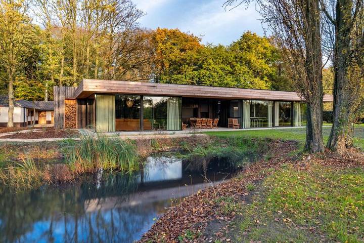 Ferienhaus für 8 Personen, mit Terrasse und Garten sowie Ausblick in Beernem