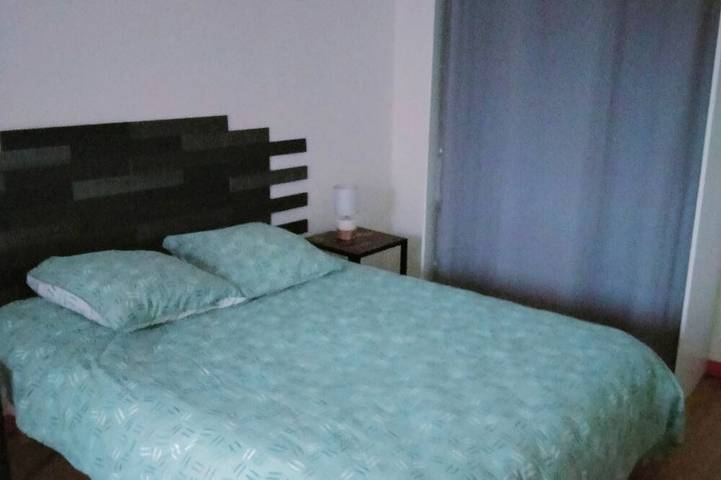 Gîte pour 5 personnes à Eyrans