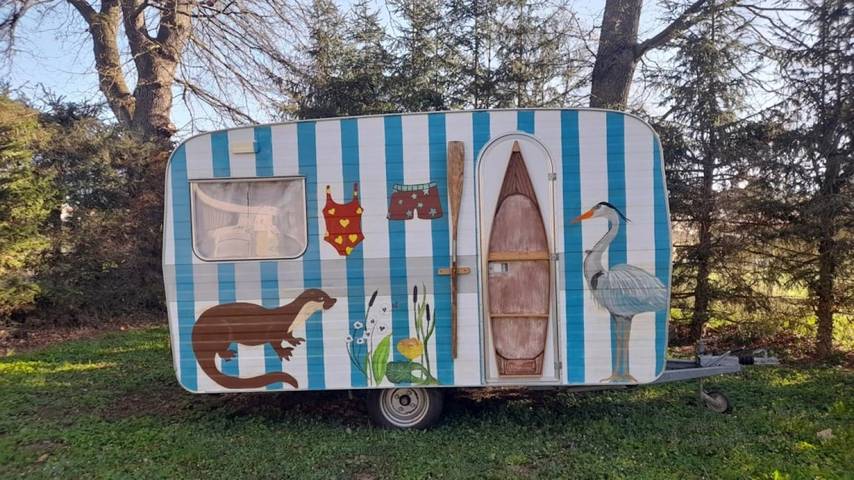 Camping pour 4 personnes, avec sauna dans Région de Besse-et-Saint-Anastaise