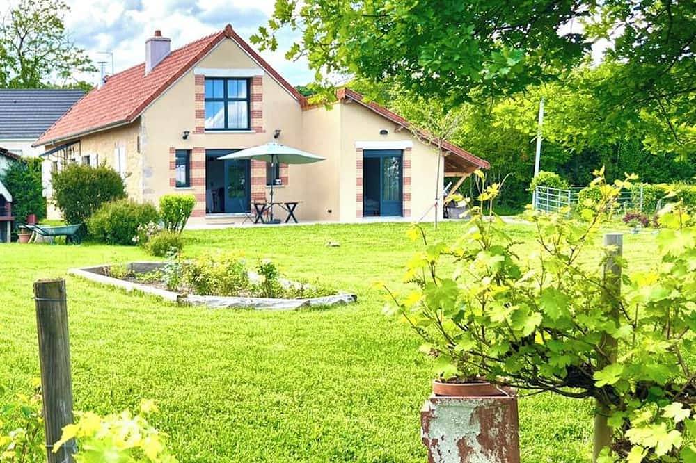 Maison Gaby | Gîte de charme avec vue - 8 pers. in Écuisses, Région de Chalon-sur-Saône