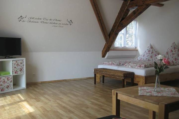 Ferienwohnung für 2 Personen, mit Balkon in Sommerhausen