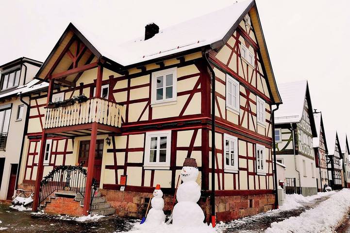 Hütte für 4 Personen, mit Terrasse und Garten an der Rhön