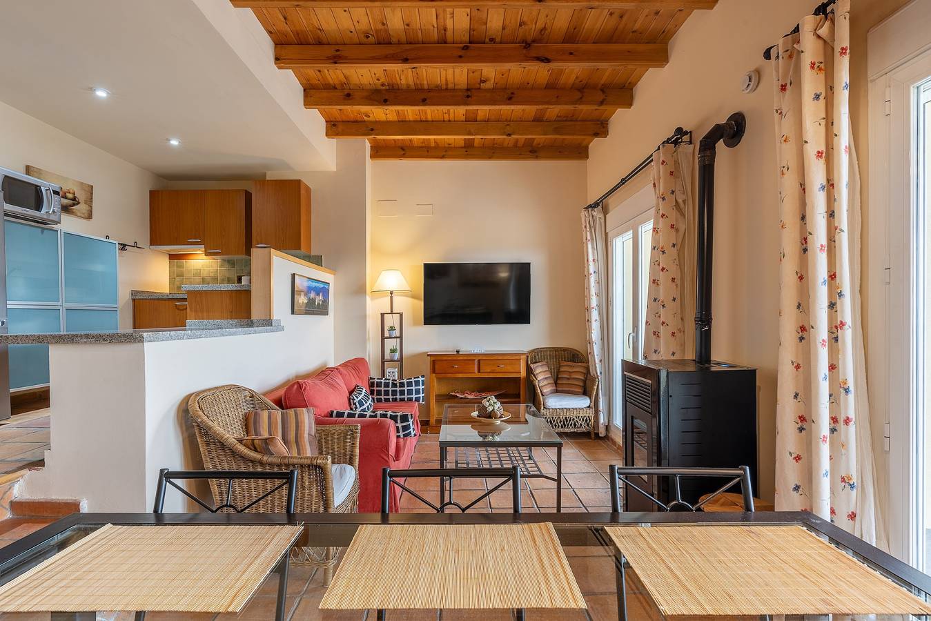 Appartamento intero, Appartamento vacanze "Duplex Deluxe 23 B" vicino alle piste con terrazza privata e Wi-Fi in Pradollano, Monachil