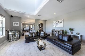 Vacation Home for 14 Guests in Las Vegas, Red Rock Canyon, Picture 2