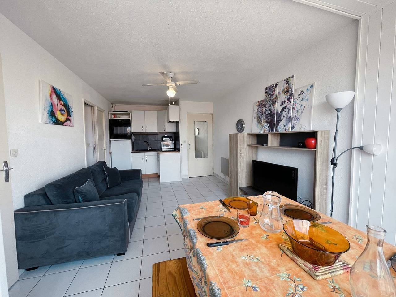Appartement entier, Coquet T2 Cabine à 50m de la Plage avec Parking Privé - 4 Pers - Tout Équipé - Proche Commerces in Saint Pierre la Mer, Fleury