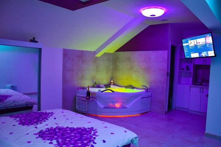 Appartement de vacances pour 2 personnes, avec sauna ainsi que terrasse et vue