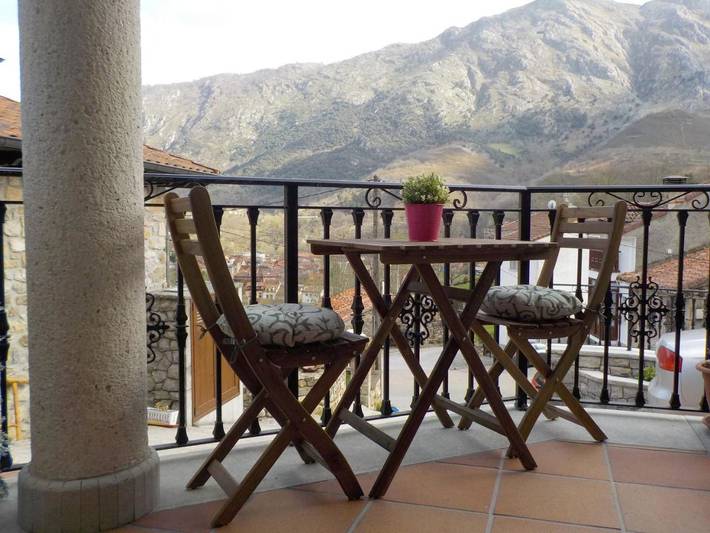 Casa rural para 4 personas, con Balcón además de Terraza y Vistas en Cabrales