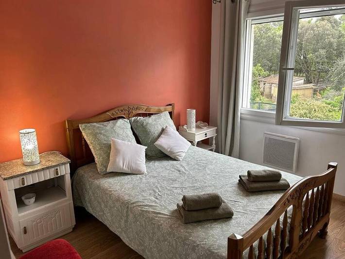 Location de vacances pour 8 personnes, avec piscine ainsi que jardin et terrasse à Garéoult - 4