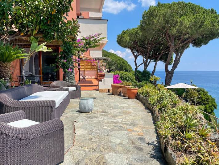 Ferienwohnung für 6 Personen, mit Terrasse und Garten in Ligurien - 2