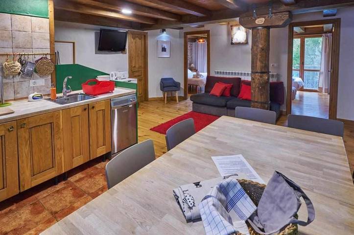 Casa rural para 4 personas, con Balcón además de Terraza y Jardín en Murillo de Gállego - 2