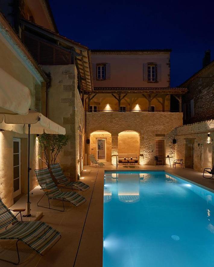 Hôtel pour 2 personnes, avec sauna et piscine ainsi que terrasse et vue, animaux acceptés à Monpazier - 2