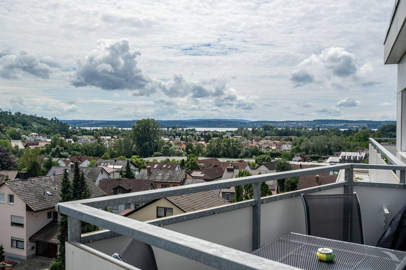 Ganze Wohnung, Penthaus Schlossbühl: Exklusive Unterkunft mit herrlicher Aussicht in Oberuhldingen, Uhldingen-Mühlhofen