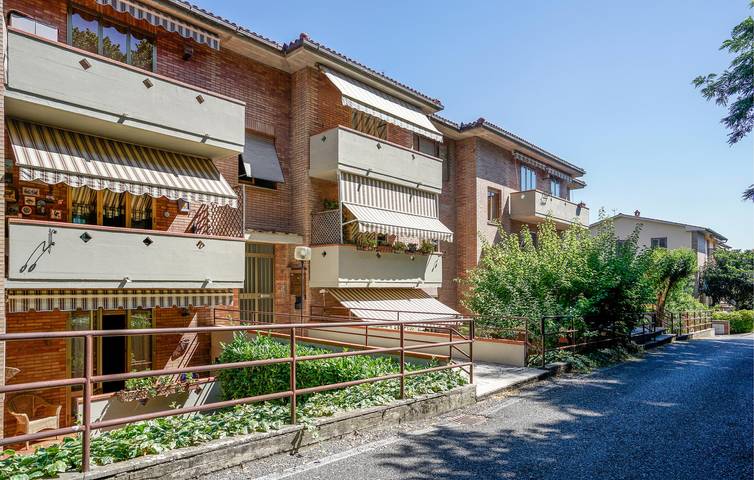 Appartamento per 5 persone, con Terrazza e Giardino a Monteriggioni