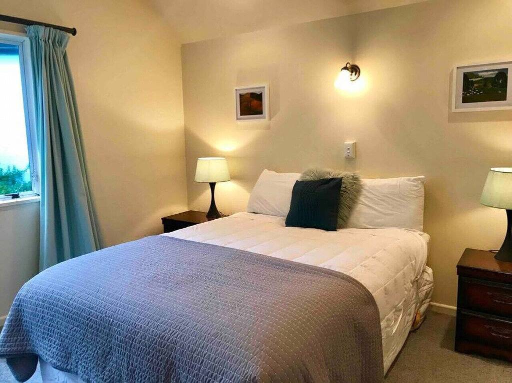 Es ist alles hier. Sunny Einheit, in der Nähe der Stadt. Wifi. in Arrowtown, Otago