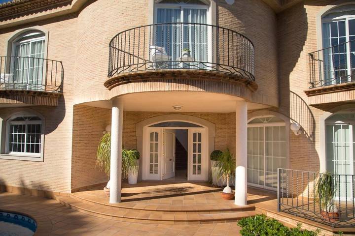 Chalet para 12 personas, con vistas además de jardín y piscina en Parc Natural de l'Albufera de València - 4