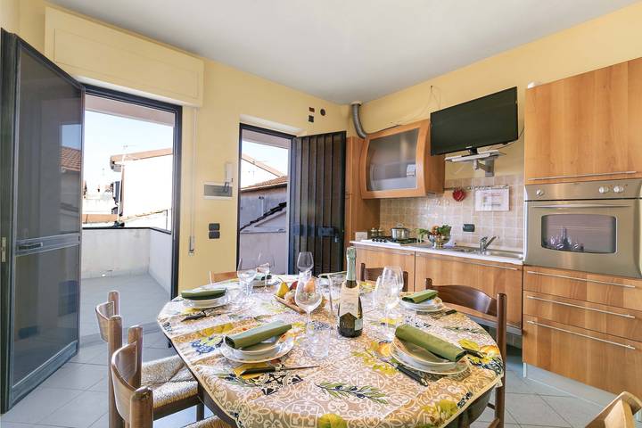 Gîte pour 6 personnes, avec balcon à Viareggio - 4