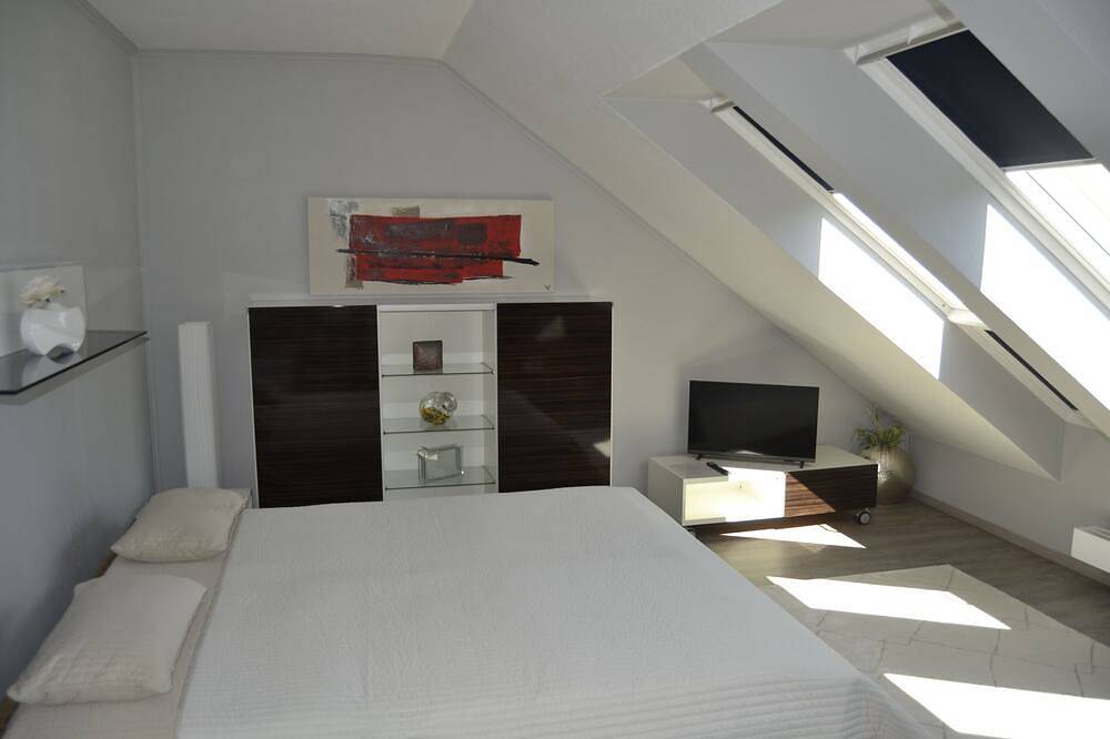 Ganze Wohnung, Ferienwohnung Meigen im Bergischen Land /Solingen in Solingen, Bergisches Land