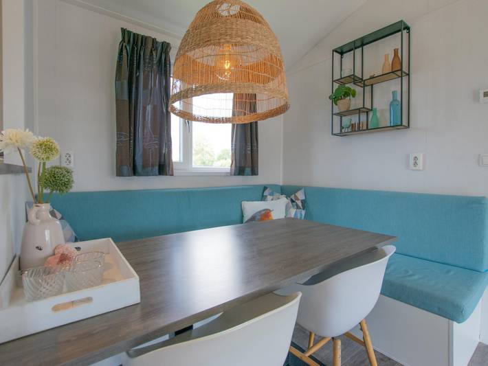 Chalet moderne avec embarcadère privé sur l'eau
 in Breukelen, Groene Hart