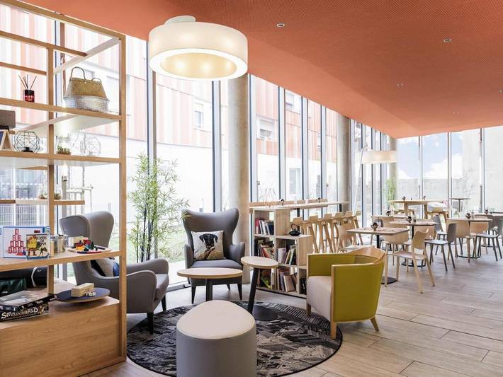 Appart’hôtel pour 4 personnes, avec vue et terrasse