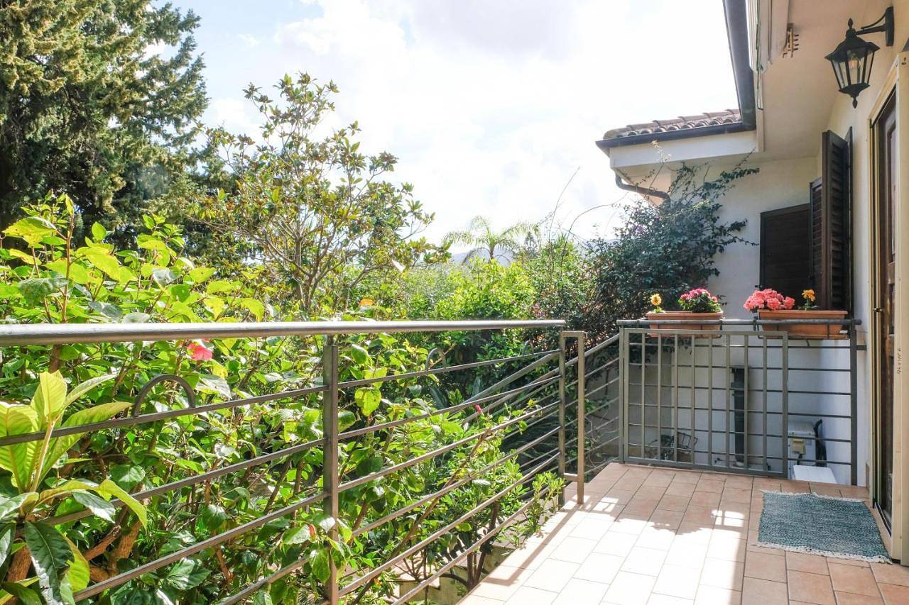 Three-Bedroom House in Mondello, Palermo