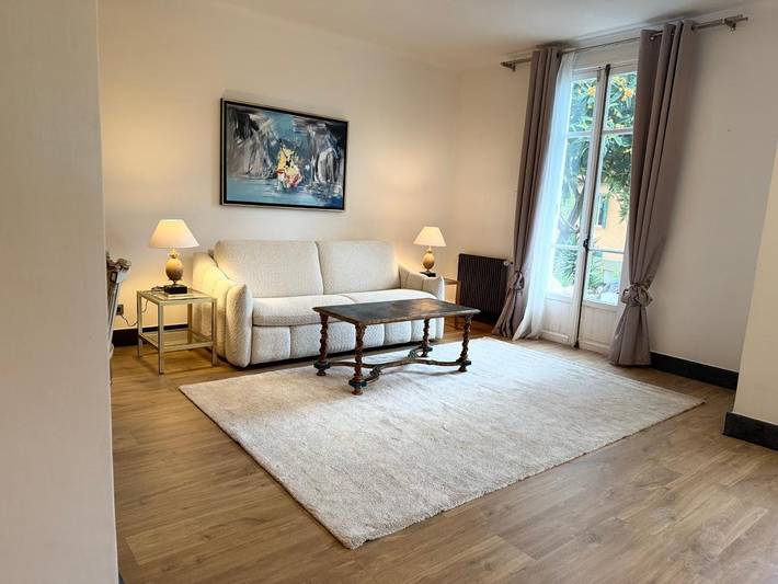 Apartamento de vacaciones para 3 personas, con vistas y jardín - 1