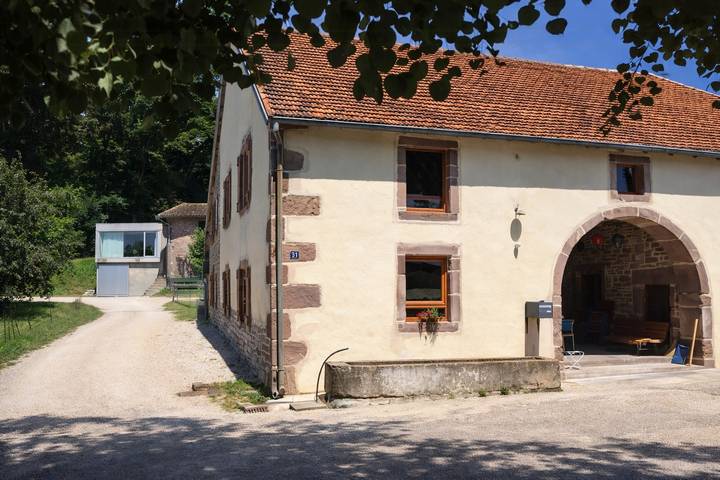 Location de vacances pour 4 personnes, avec sauna, adapté aux familles à Saint-Colomban - 4