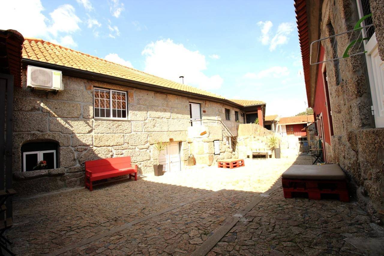 Quinta d'Areda Wine&Pool Experience in Fafe, Distrito de Braga