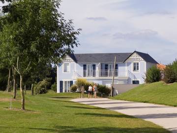 Gîte pour 6 personnes, avec piscine et jardin à L'Aiguillon-sur-Vie