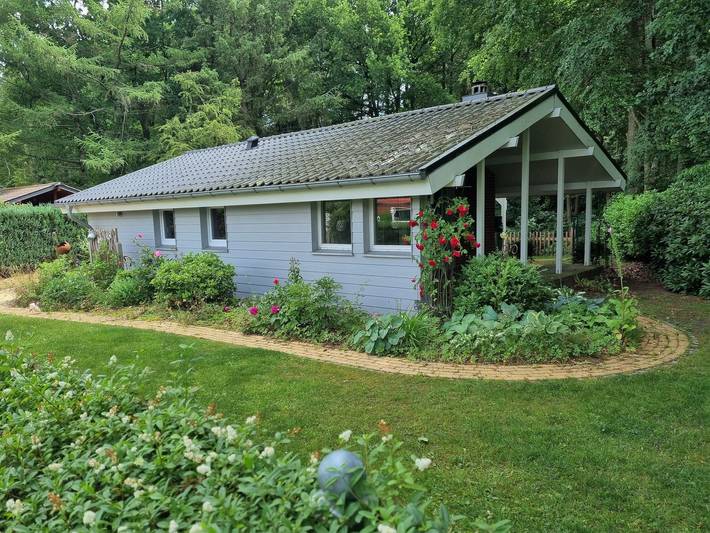 Ferienhaus für 2 Personen, mit Terrasse und Garten - 1