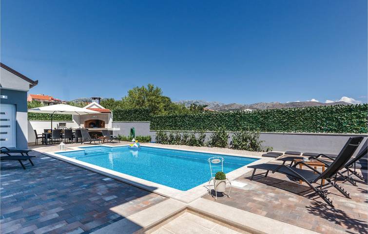 Ferieleilighet for 8 personer i Split