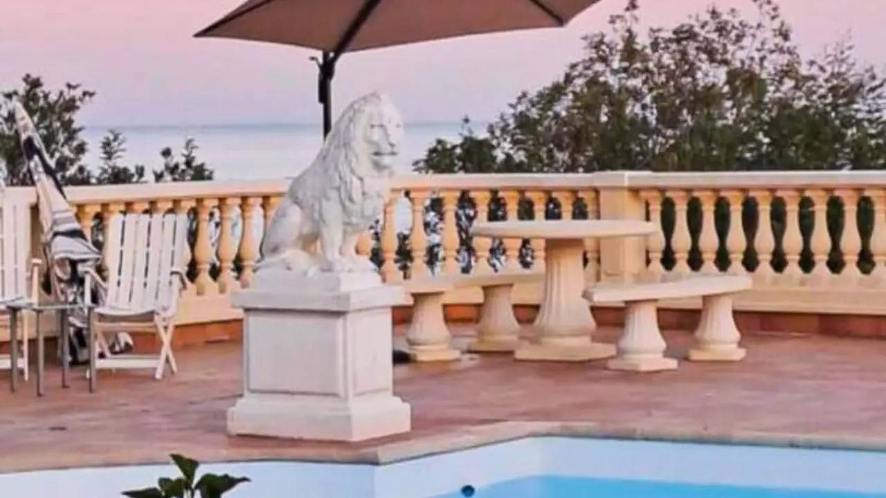Apartamento vacacional entero, Apartamento Sea Breeze con piscina y aparcamiento, a 900 m de la playa in Agay, Saint-Raphaël (Var)