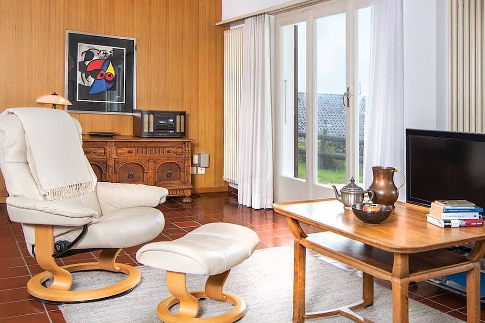 Geheel appartement, Concierge, Lake Thun/Alps Scenic Views by Swisshut in Sigriswil, Meer van Thun