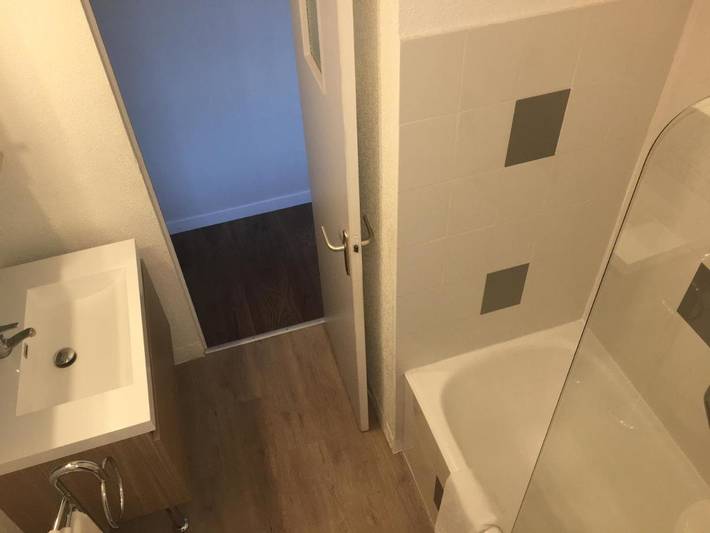 Hôtel pour 3 personnes, avec terrasse et jardin à Saint-Rémy (Saône-et-Loire) - 4