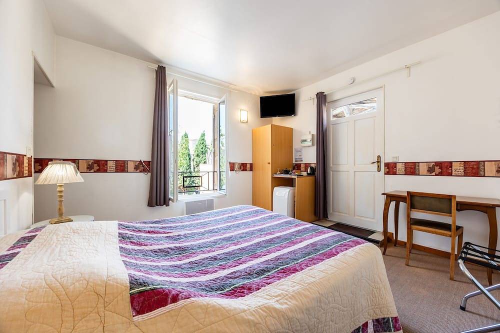 Chambre Double - Les Logis de la Tourelle in Saint-Émilion, Région de Libourne