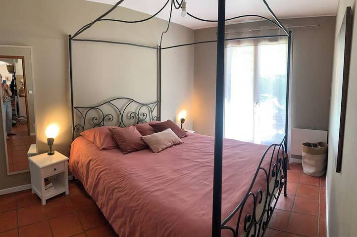 Location de vacances pour 6 personnes, avec piscine à Vinon-sur-Verdon - 2