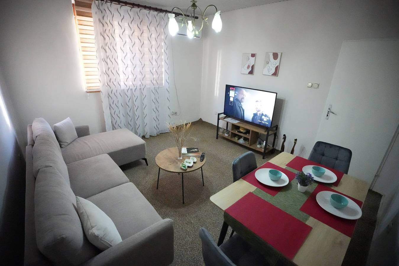 Ganze Wohnung, Gemütliches Apartment in Tirana – 5 Gehminuten zum Stadtzentrum in Tiranë, Albanien