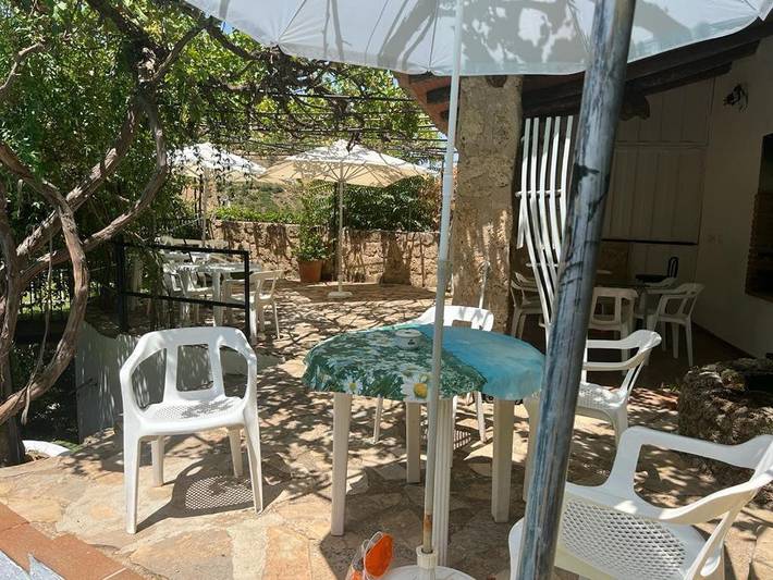 Casa rural para 18 personas, con jardín y piscina, Se admiten mascotas en Sierra de Cazorla - 2