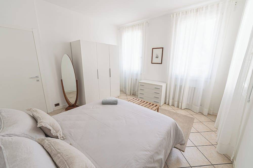 Apartamento entero, Treviso House: New Historic Center with Separate Entrance, Comfort and Privacy in Treviso, Provincia de Treviso