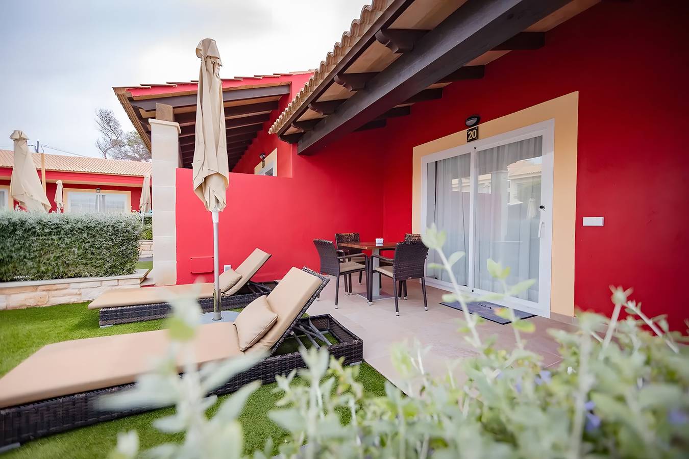 Ferienwohnung 'Standard 5' mit Gemeinschaftspool, Wi-Fi und Klimaanlage in Cala Ratjada, Capdepera