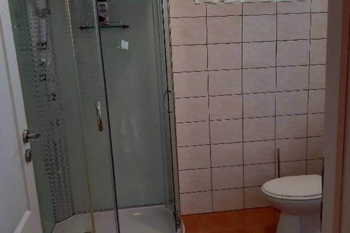 Ganze Wohnung, One Bedroom Apartment with Balcony in Draž, Osijek-Baranja
