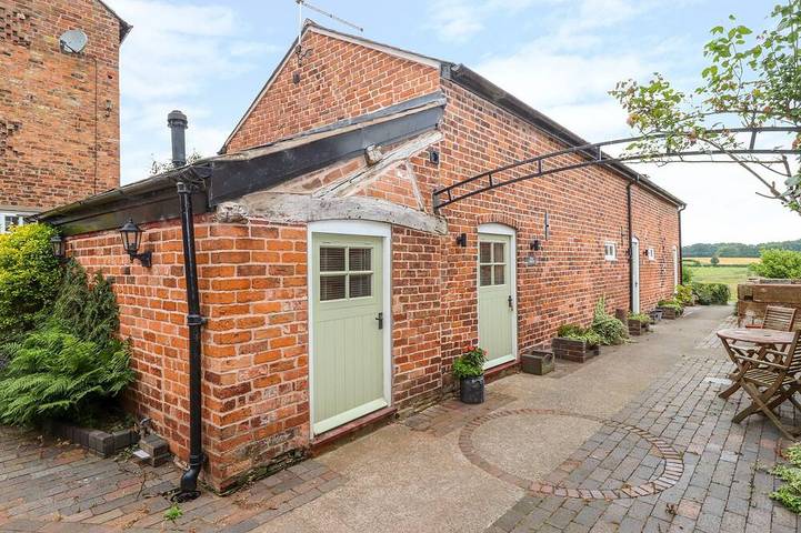 Cottage for 2 people, with garden - 1