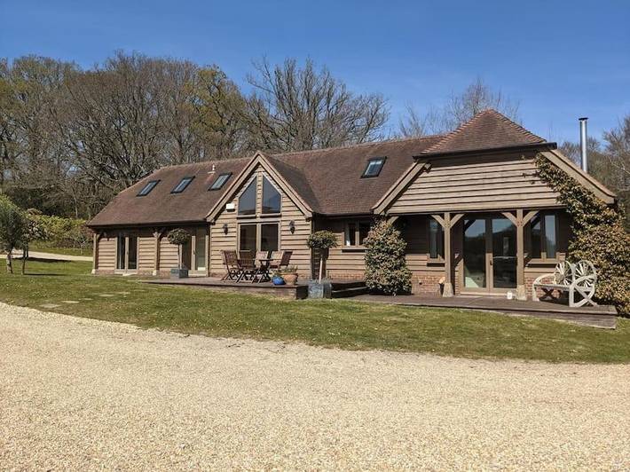 Ferienhaus für 8 Personen, mit Terrasse und Garten sowie Seeblick und Ausblick in New Forest National Park