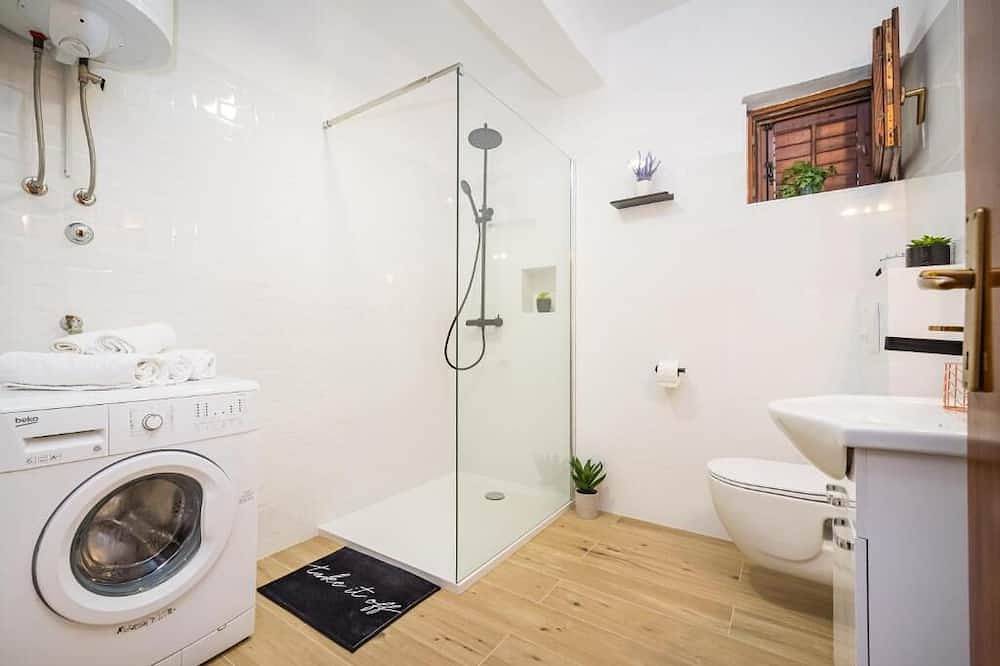 Ganze Wohnung, Apartman  Mi 4+1 in Novigradsko More, Zadar