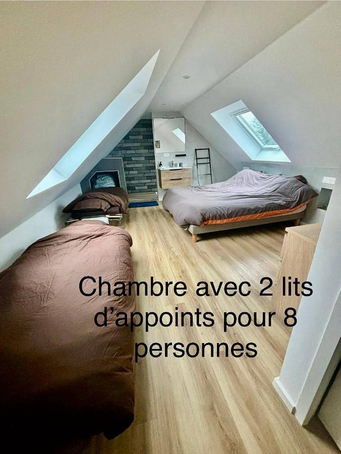 Location de vacances pour 8 personnes, avec jardin à Ploudaniel - 2