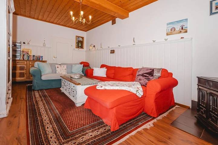 Ferienhaus für 6 Personen, mit Terrasse und Garten in Unken