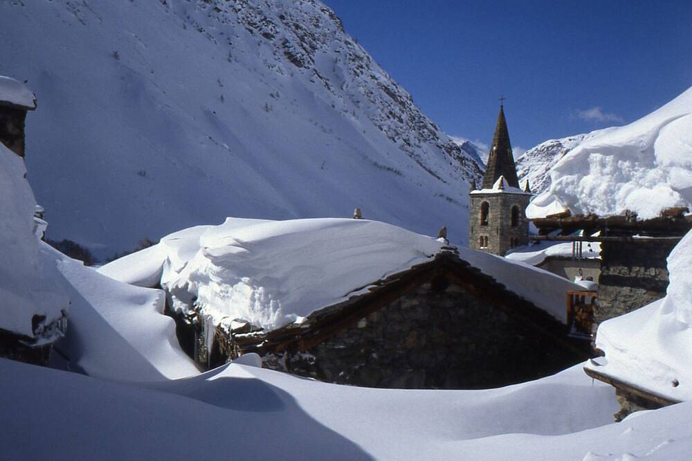 Appartement entier, Chalet 5 étoiles à la Montagne 5 chambres avec douche et sauna in Bonneval-sur-Arc, Région de Saint-Jean-de-Maurienne