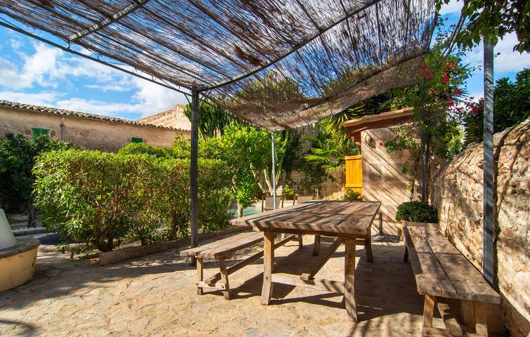 Acogedor apartamento con piscina, terraza y aire acondicionado - Cerca del restaurante Dragon in Sineu, Interior de Mallorca