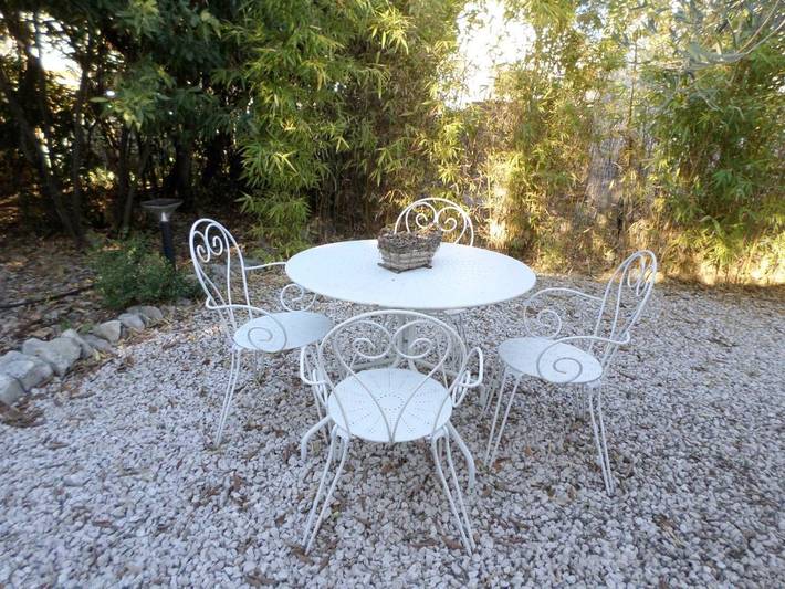 Location de vacances pour 2 personnes, avec jardin ainsi que jacuzzi et piscine à Sauve - 4