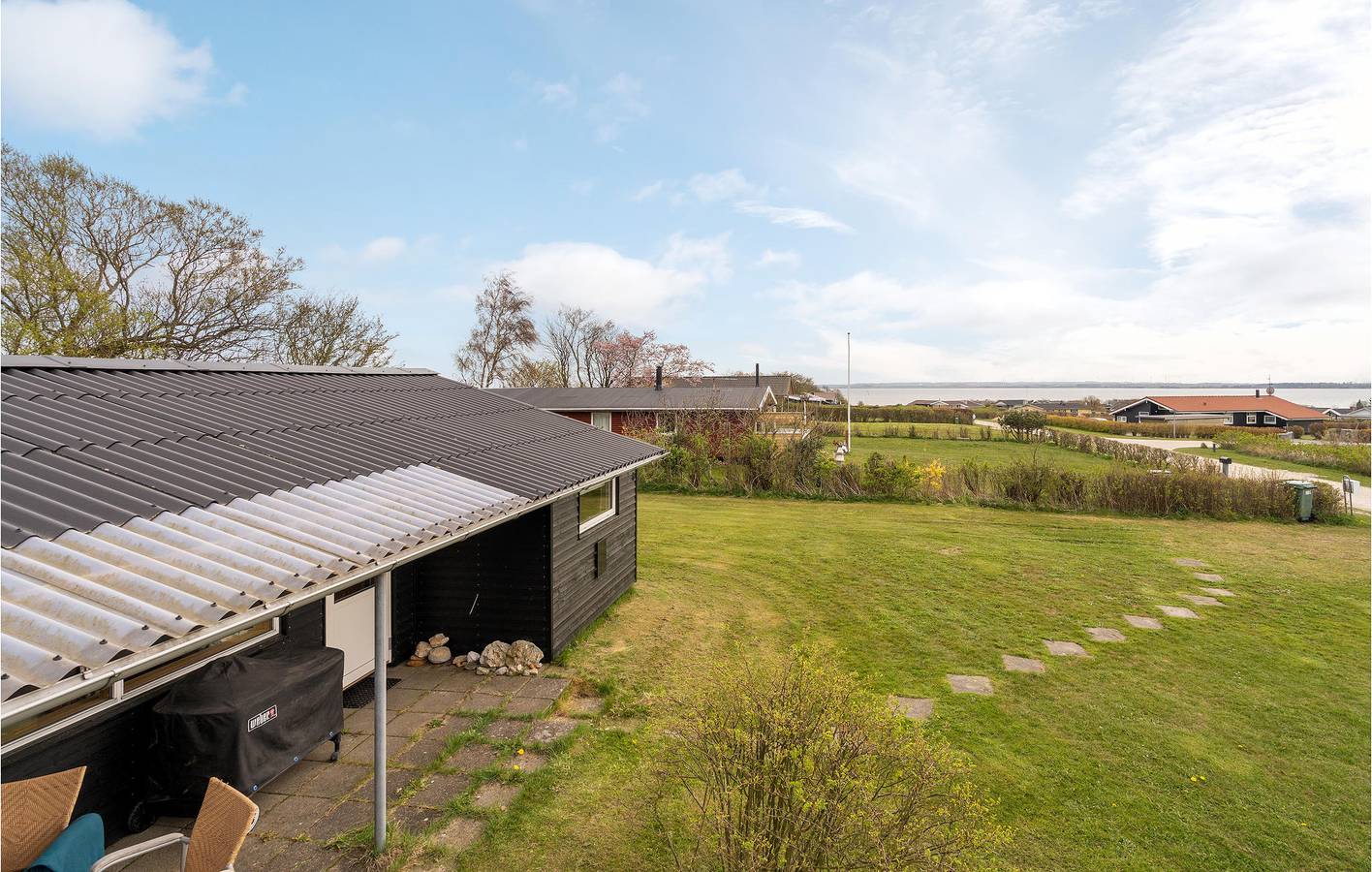Vacation house for 4 people with terrace in Limfjord in Nordjütland